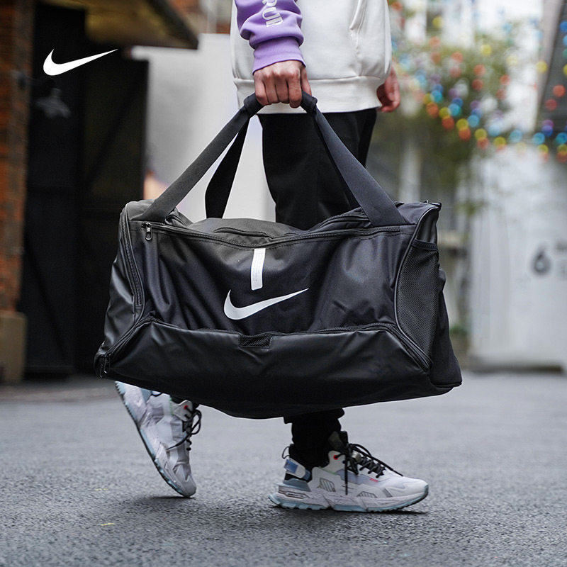 nike men's handbags sports