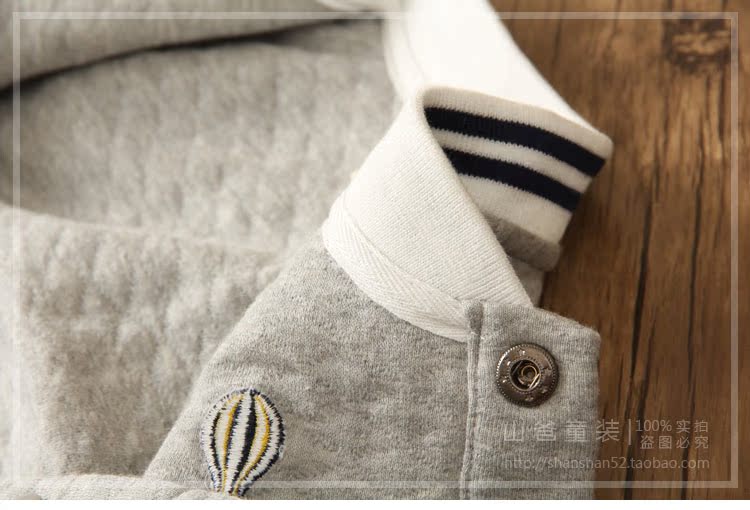 Áo vest bé trai 2018 mẫu mùa xuân và mùa thu trẻ em không khí cotton bé bé vest bé trai quần áo sành điệu cho be gái