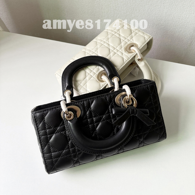 2026 Spring New Bowknot Rattan Pattern Lady D-Joy Princess Diana Bag Horizontal Version Handbag Crossbody Bag for Women