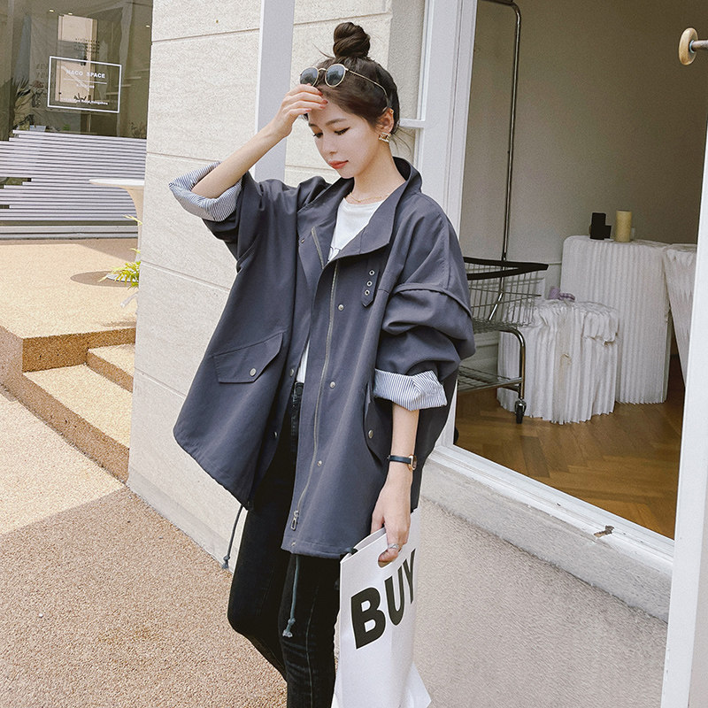 Maternity wear short coat new trendy mother tooling top Korean version loose late pregnancy cover belly windbreaker women long sleeves spring and autumn