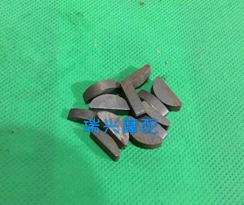 Locomotive parts construction JS110125 series engine crankshaft semi-circular key moon key AX100 semi-circular key