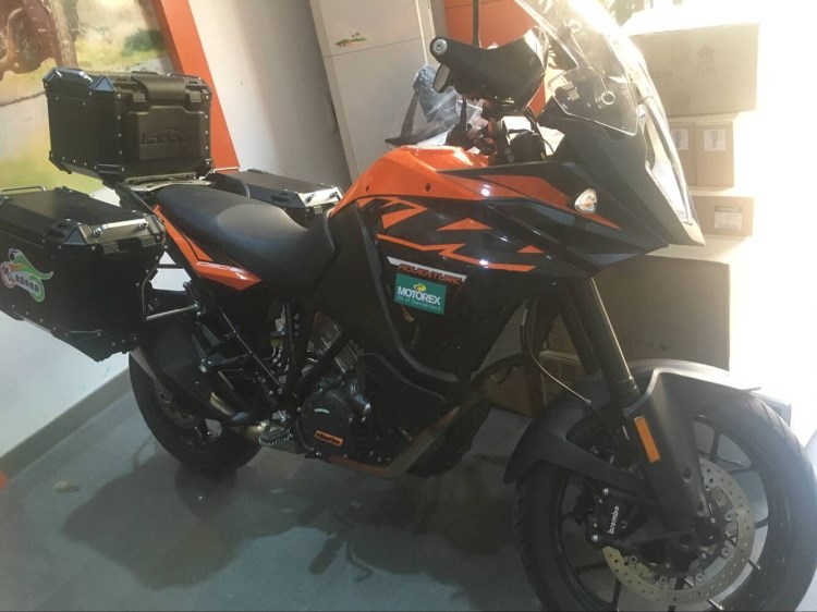 KTM 1090adv, adv 1290s, 1050 hoàn toàn mới chính hãng bánh trước và sau - Vành xe máy vành xe