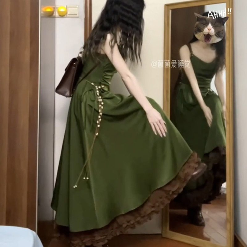 Tea-Inspired French-Style Two-Piece Set for Women: Waist-Cinching Spaghetti Strap Dress and Cardigan Layered with Patchwork to Cover the Hips, Summer Dress