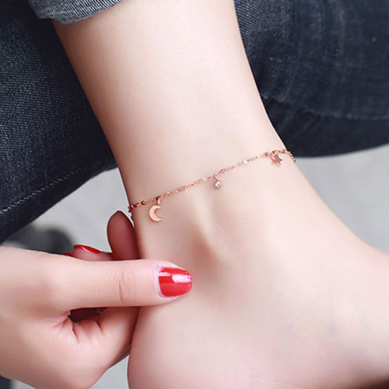 Tuần mới chính hãng sao trăng màu vàng vòng chân nữ Dafu 18K dây chuyền vàng hồng AU750 đơn kim cương gợi cảm lắc chân nữ titan