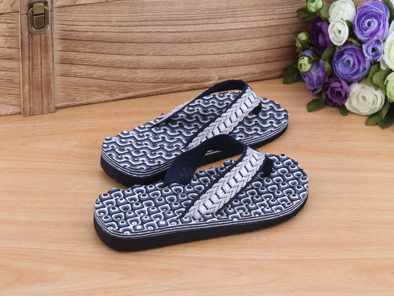 Mùa hè của nam giới dép massage flip flops bãi biển không thấm nước giày nhà người đàn ông giản dị của dép không trượt bọt kích thước lớn dép bitis nam