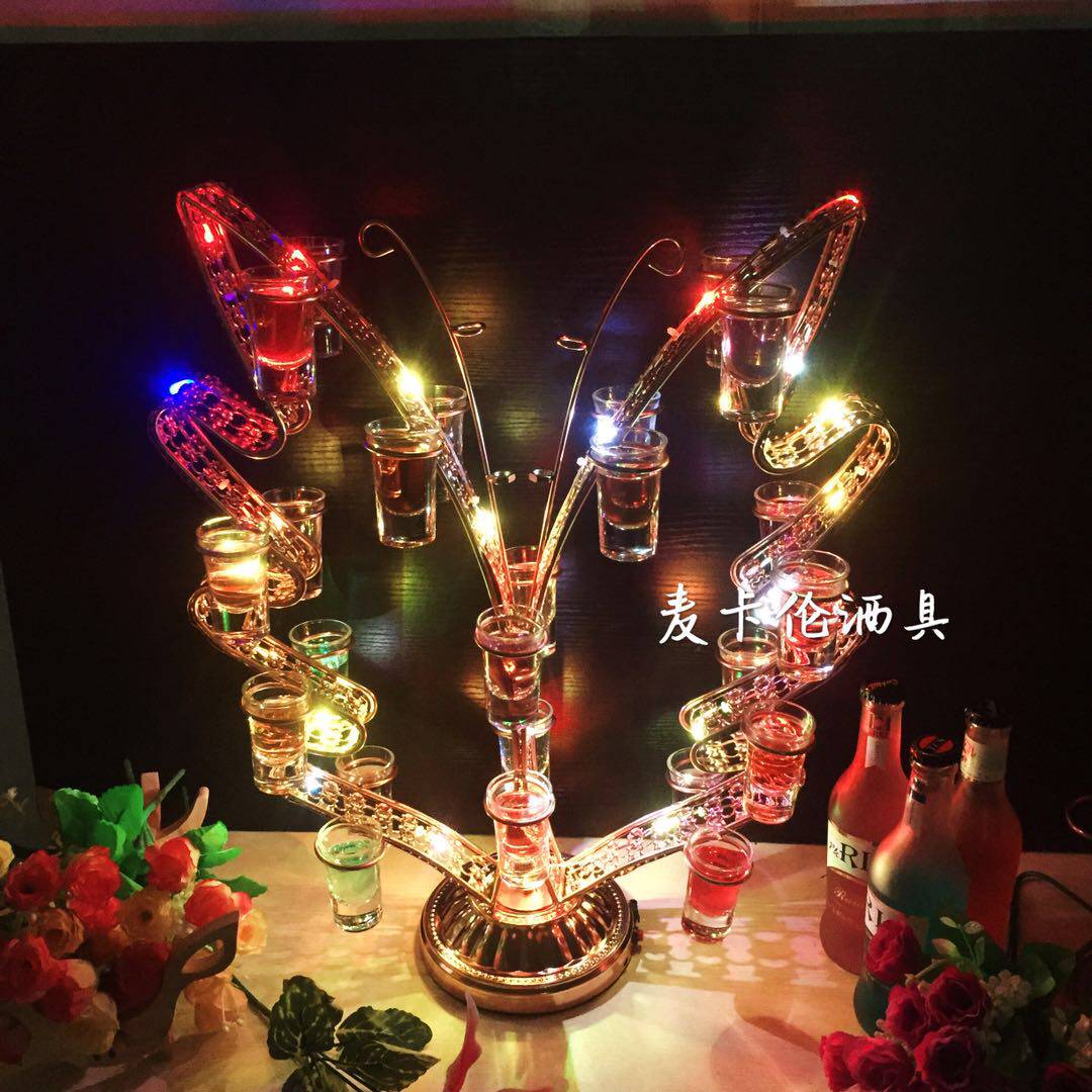 Luminous cocktail glass holder led creative bar KTV wine glass holder champagne holder colorful heart-shaped bullet cup holder