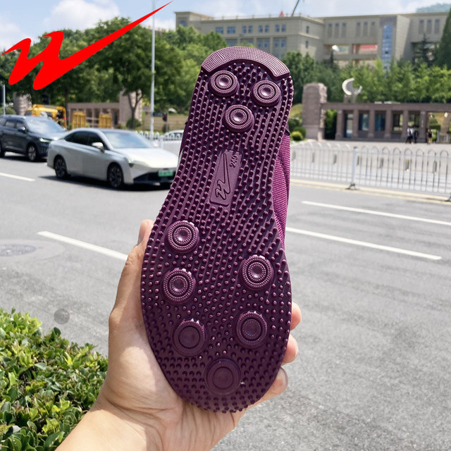 Double Star Physical Store Genuine Elderly Shoes for Women, Spring and Autumn Non-Slip Soft Sole Comfortable Lightweight Mom Shoes Sneakers