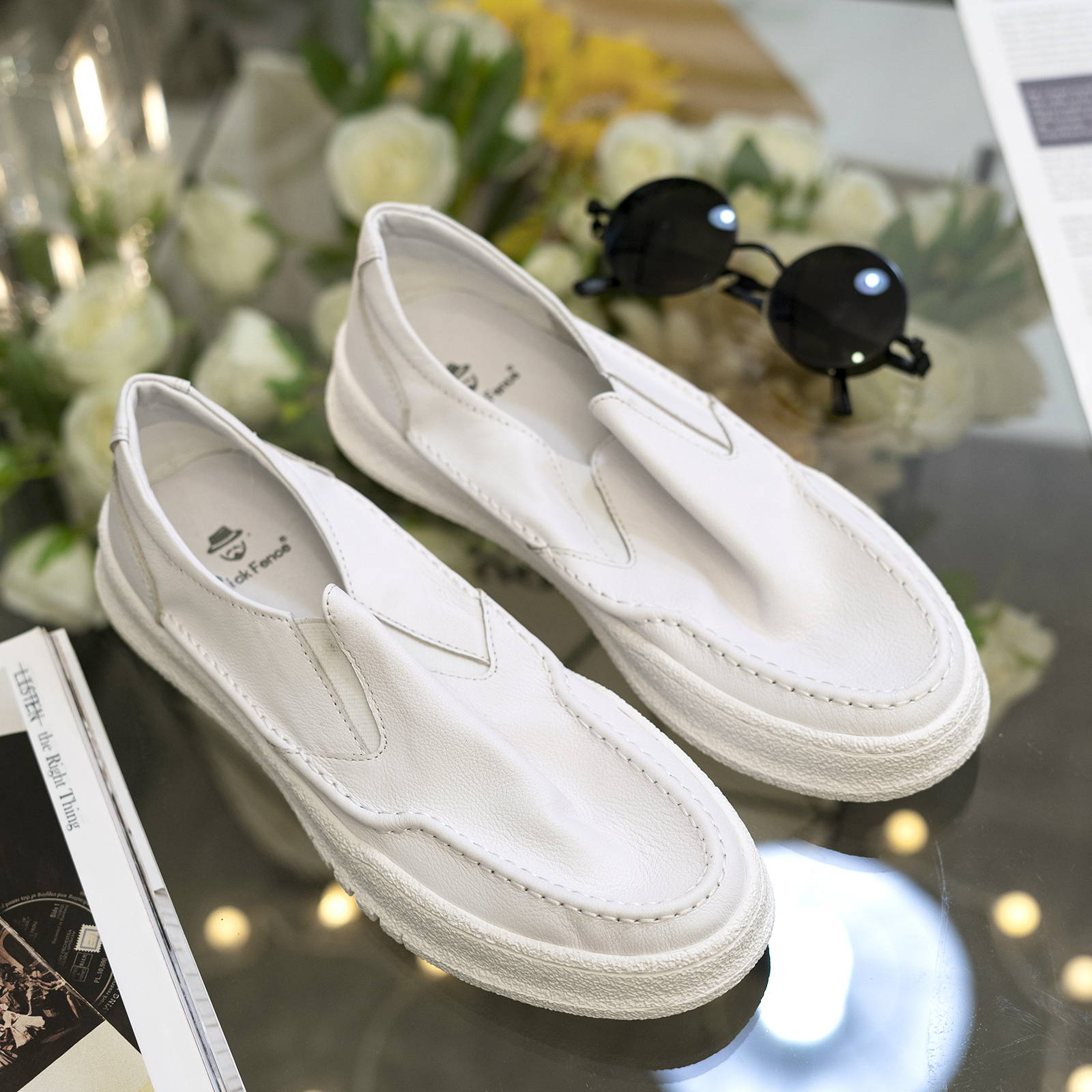 Summer European station breathable leather leather foot footwear leather shoes leather shoes small white shoes men one foot