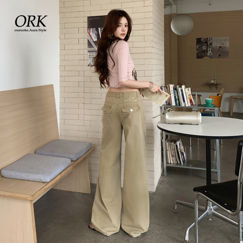 American Retro Low-Waist Khaki Straight-Leg Jeans for Women 2026 Summer New Embroidered Logo Design Wide-Leg Casual Pants