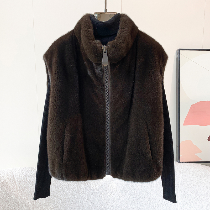 2026 New Imported Mink Fur Women's Vest, Young and Fashionable Style, Whole Mink Velvet Mink Fur Coat Jacket