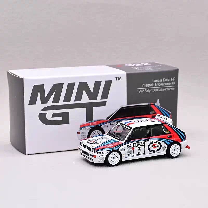 Striped Car Model Minigt 1:64 # 322 Lancia Delta Hf Integrale Alloy Car Model
