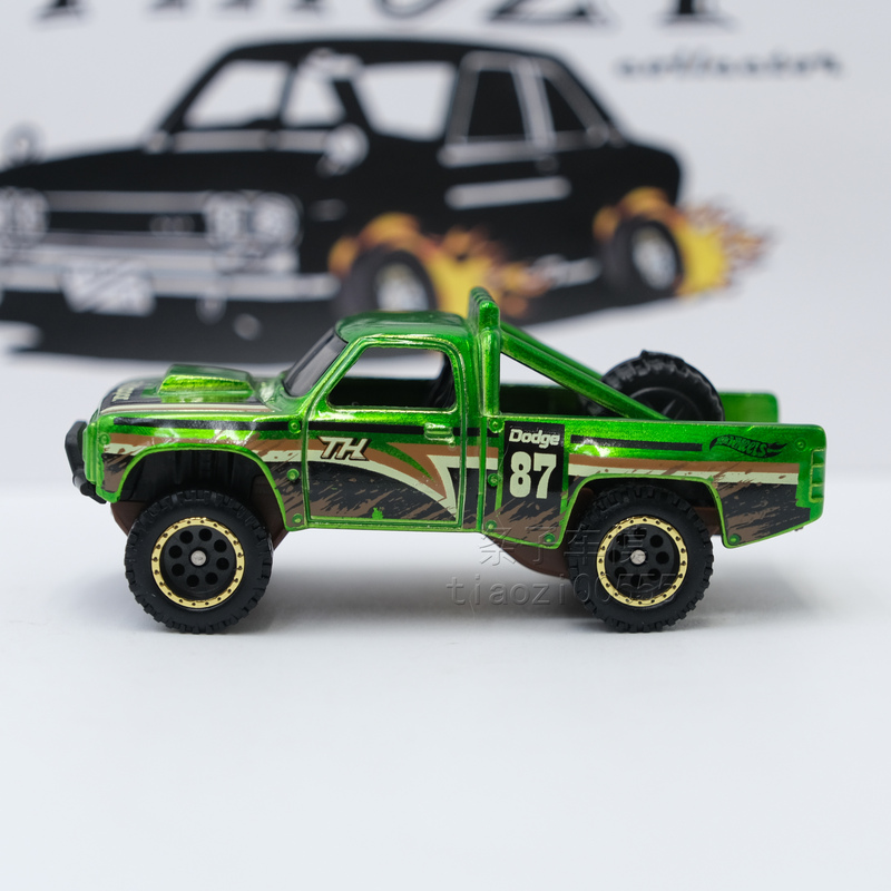 Strip Car Model Hot Wheels Super Treasure 2027D Dodge D100 Super Treasure Dodge Sth Car Model
