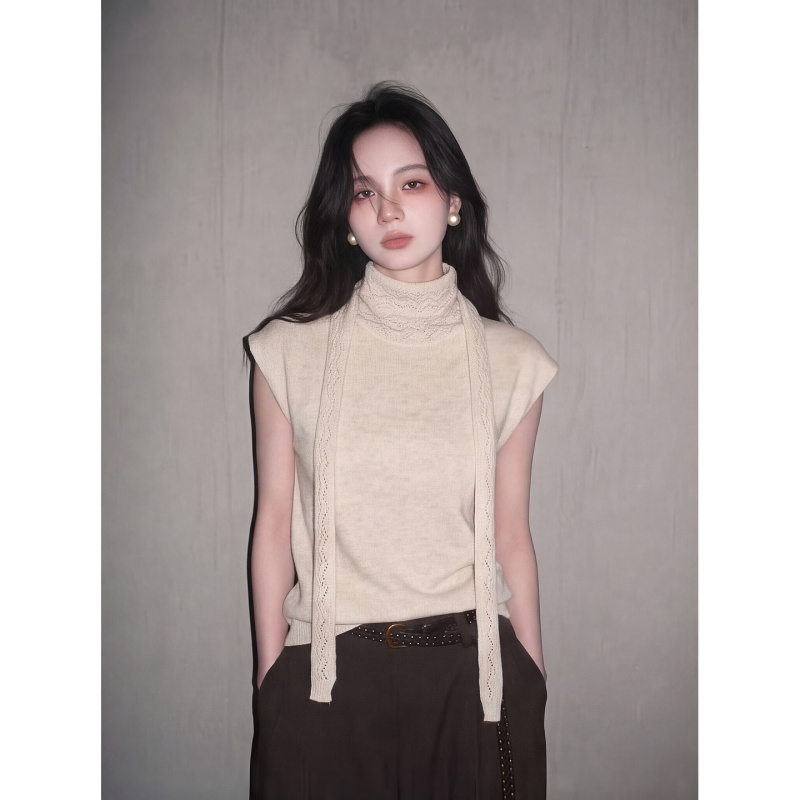 Oatmeal-Colored Turtleneck Knit Sweater for Women, Autumn Korean Style, Loose Fit, Slimming, Sleeveless Pullover with Scarf Design, Outerwear Top