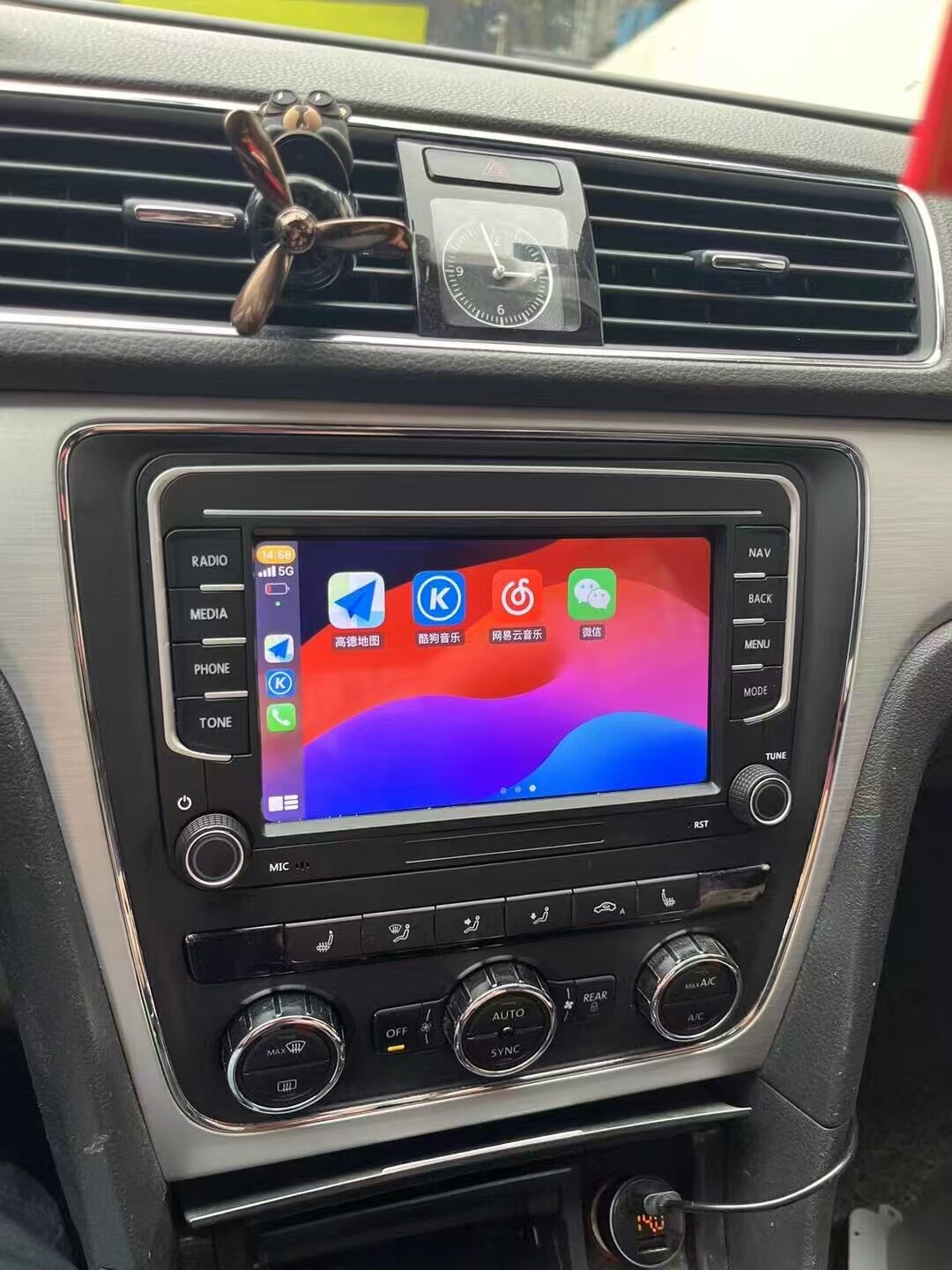 Wireless Carplay Car Navigation Linux System Is Suitable for Volkswagen Golf Lavida Polo Sagitar Magotan