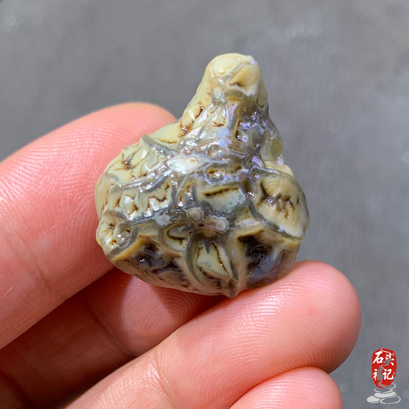 天然原石地表筋脉石有哪些独特之处？2026收藏这份全面指南