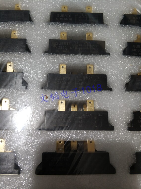 Original three-phase rectifier module MDS30-16 new spot quality assurance   