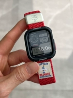 Большая красная + черная трехмерная мягкая плетеная магнитная пряжка в виде ракушки.