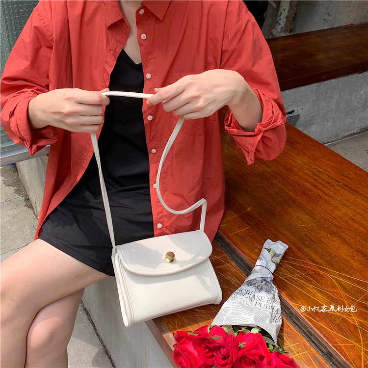 Túi 2019 mới sóng retro thời trang đơn vai Messenger túi nữ hoang dã đơn giản sinh viên hoang dã túi vuông nhỏ - Túi xách nữ túi xách nữ hàng hiệu