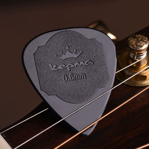 Подлинное кама Kepma Paddle 0,6 мм Гибкий не -ленивый черный кама -гитара оригинальные веслы Прямые продажи