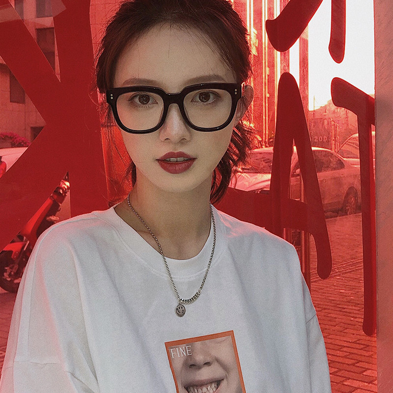 Small red book black eye frame ins wind network red humbling with the same amount of vegan god device with large face and thin female myopia can be matched