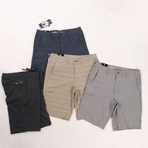 This is the outdoor bull goods shorts and casual beach shorts in summer breathable sports large five - pants men