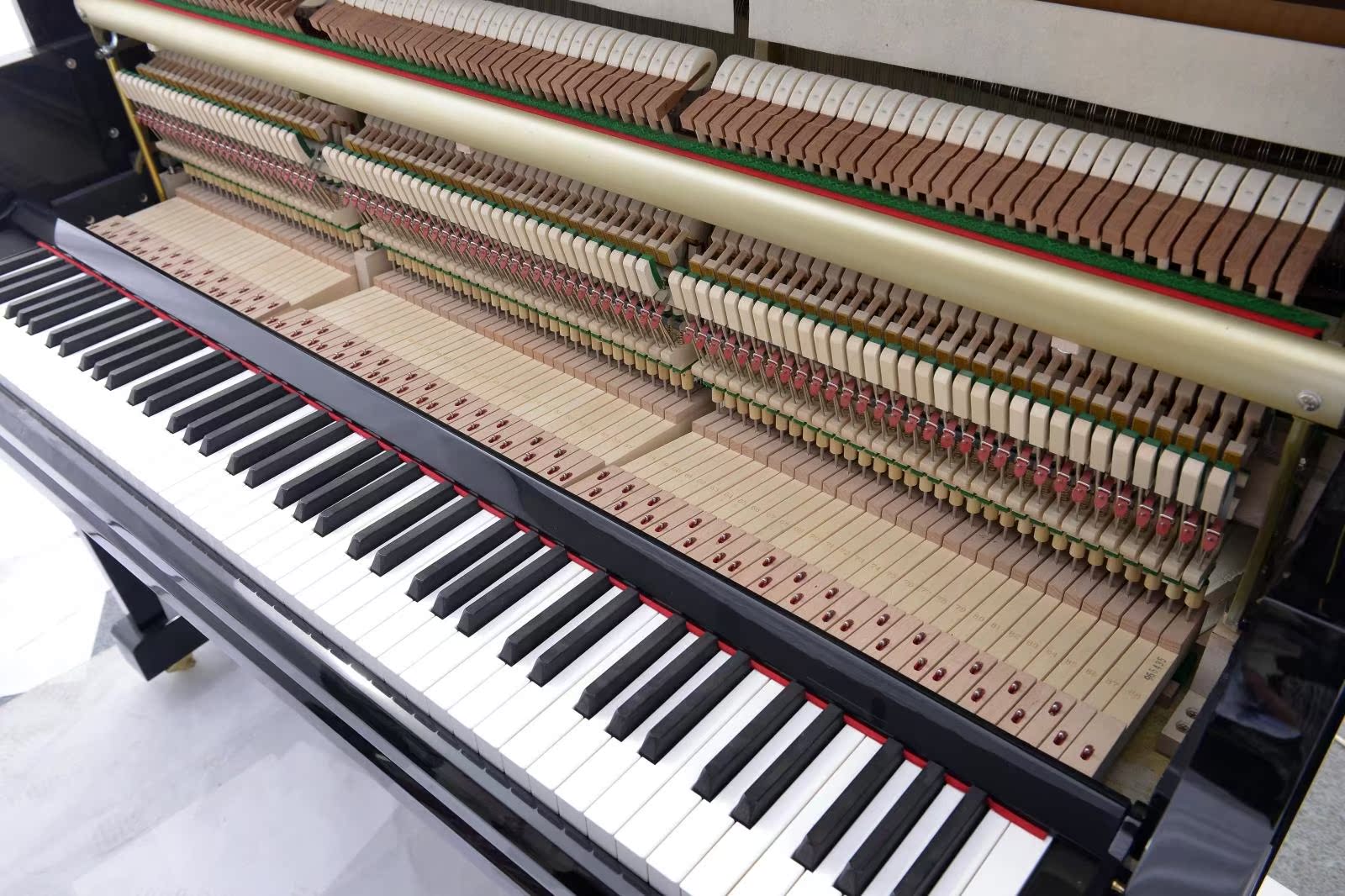 Thương hiệu Mỹ Steiner loại dọc 126 nhập khẩu gỗ vân sam bảng âm thanh sọ Đức dan piano