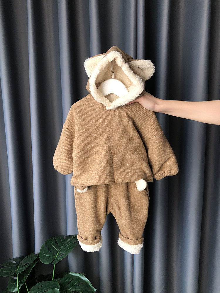 The male baby suit autumn and winter plus suede thickened one year old infant sweatshirt big fart pants two sets of Korean version pure color wave