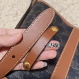 #Triumph Buckte Bag Специальная корректировка Сумка для ведра ведра под прикрепленным методом подмышек прикреплен к учебному пособию Feed