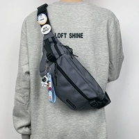 Серые два значка+космонавты