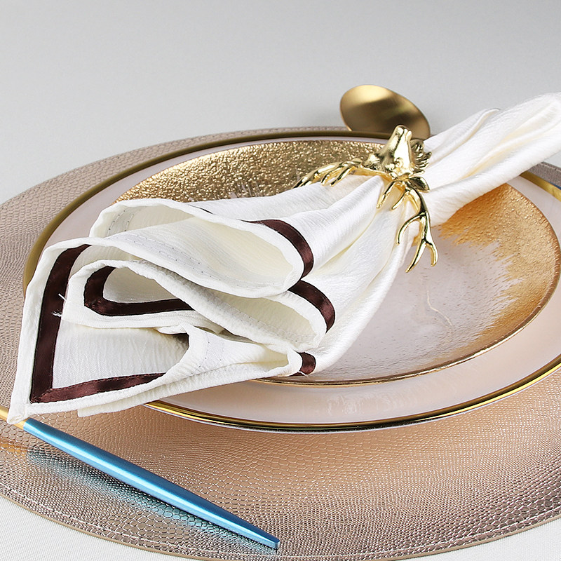 Thickened western napkin coffee side beige napkin cloth hotel mouth cloth model room dish pad cloth napkin napkin set