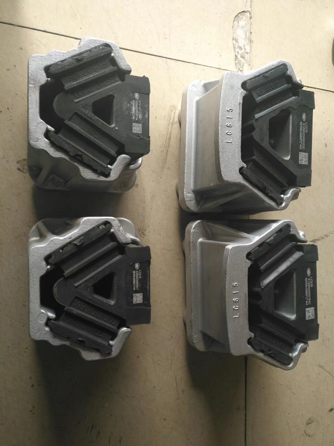 Suitable for liberating accessories J6P days V Humvee V JH6 J7 engine front suspension footbed rear suspension