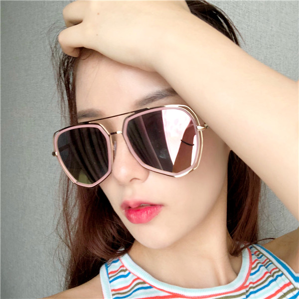 Kính râm mới 2018 nữ phiên bản Hàn Quốc của thủy triều hộp lớn retro phong cách Harajuku mặt tròn cá tính thời trang kính đỏ tròng kính cận