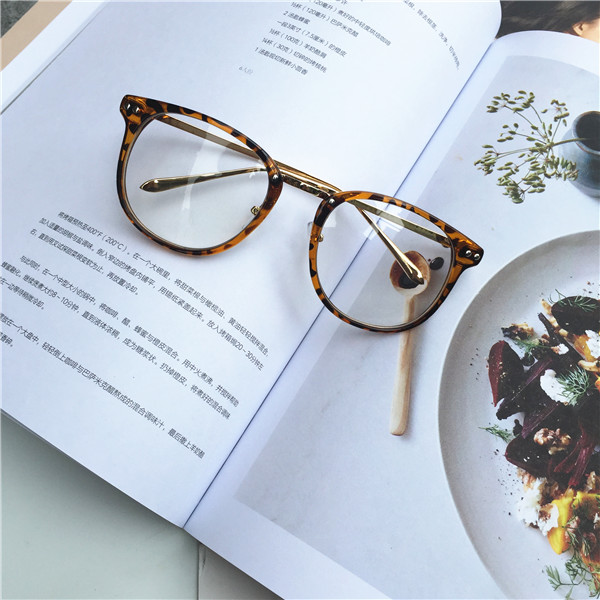Phiên bản Hàn Quốc của nghệ thuật retro kính thủy tinh khung nữ lớn hộp hoang dã cá tính đầy đủ khung tròn mặt lớn bức xạ gương phẳng ánh sáng nam trong kinh bao ve mat khoi anh sang xanh essilor