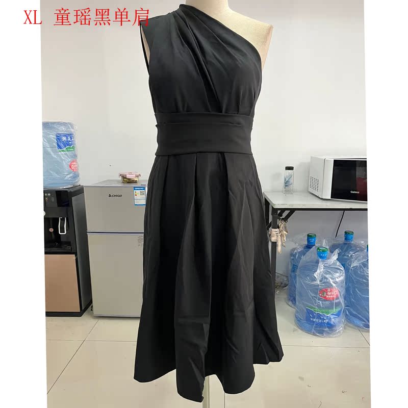  Inventory, Tong Yao black shoulders+XL   - $11.00 