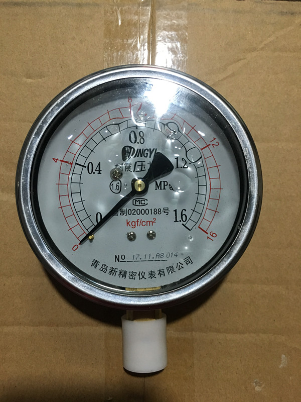 Qingdao New precision YTN100 seismic pressure gauge OIL pressure gauge WATER barometer 0 611 62 5 ETC MPA