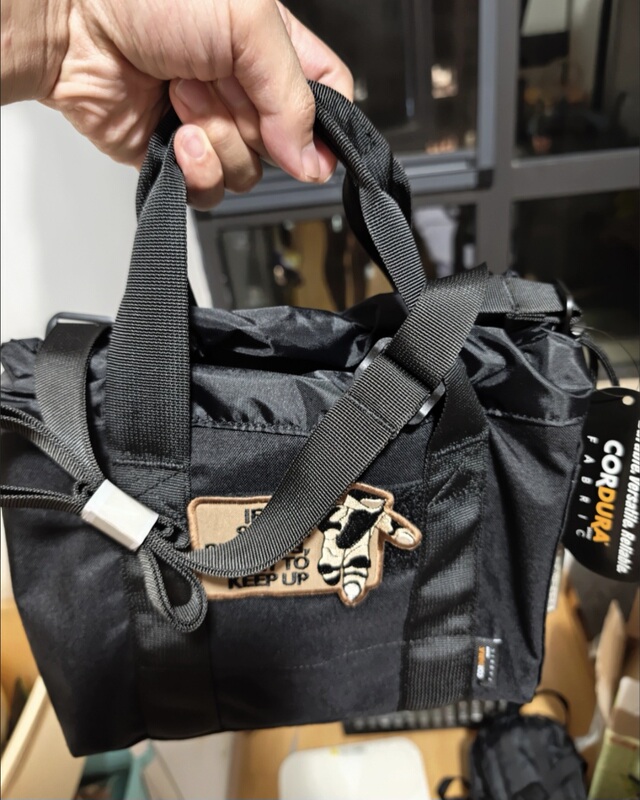 Tactical Abk Lunch Bag Outdoor Storage Bag with Mesh Pocket for Organization, Stylish Commuter Shoulder Bag