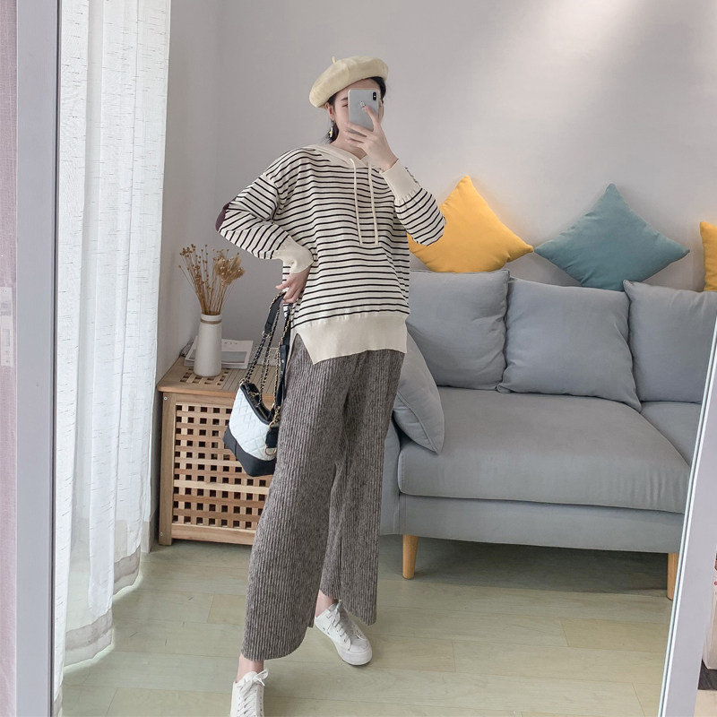 Early autumn pregnant women suit autumn and winter outside wearing small balsamic wind knit two sets of gestation women clothes autumn clothes with stylish pregnant women pants