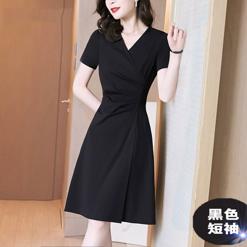 Dress for Women, Summer 2026 New Style, Black Elegant and Slim-Fitting Dress, Summer Wear, V-Neck Hepburn Style Little Black Dress