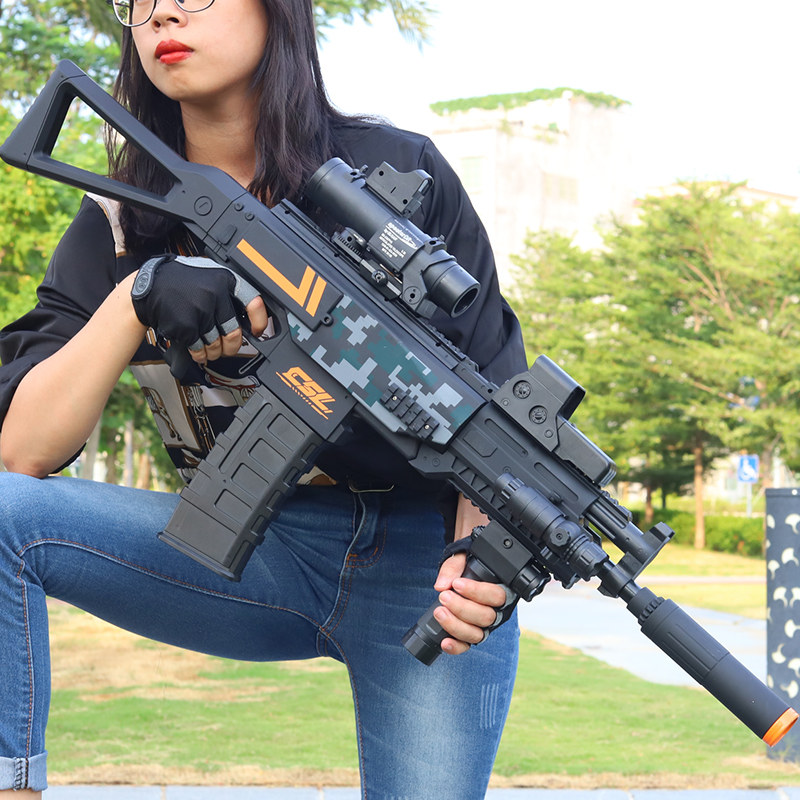 Игрушечный пистолет Renxiang AKM с мягкими пулями Renxiang AK102ak74u, версия с золотым зубом пятого поколения, 47 золотых игрушек, 102 лучших за 74 миллиона Изображение 1