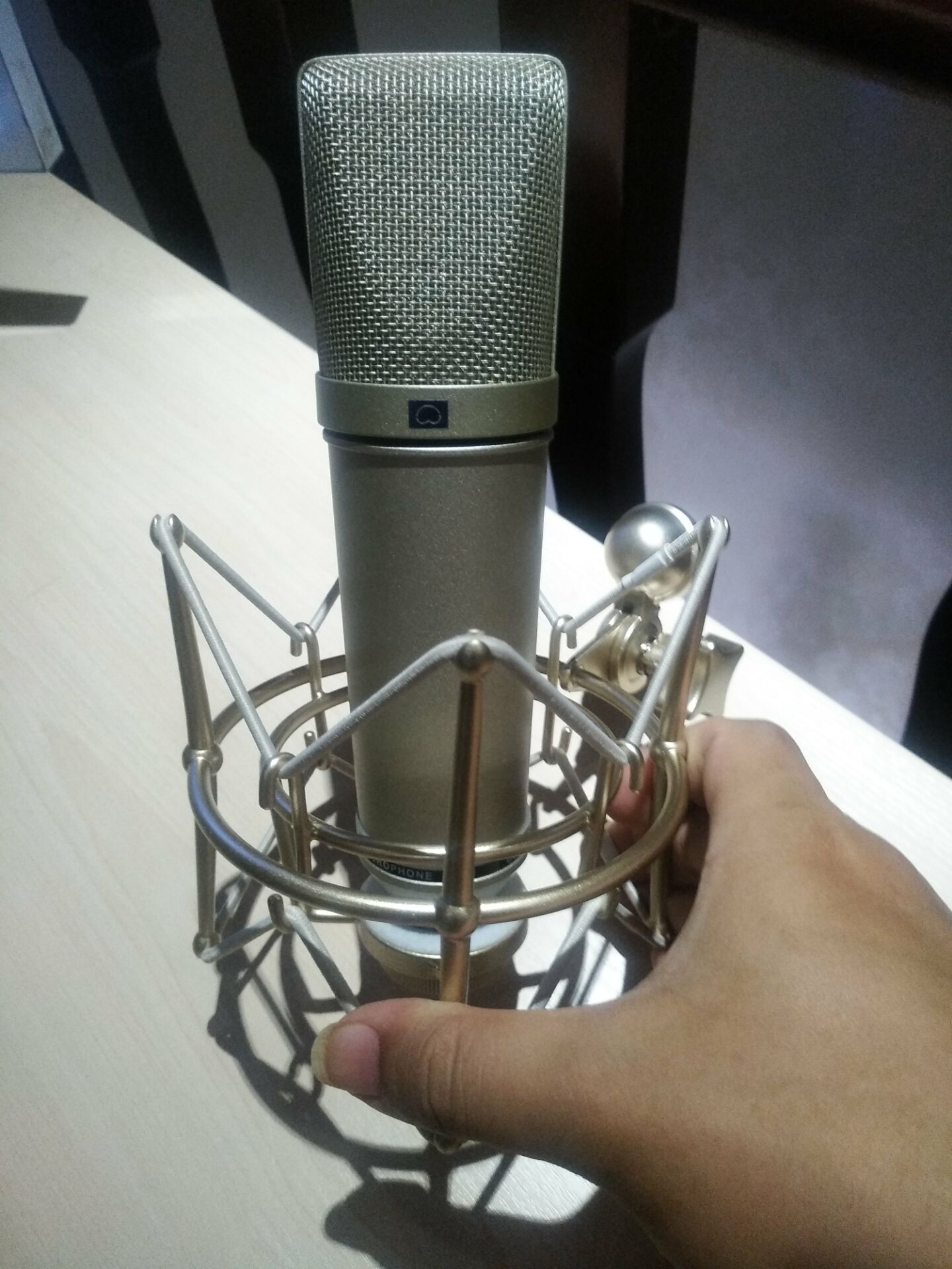 Professional grade transistor custom U87 microphone live recording mobile phone computer professional microphone