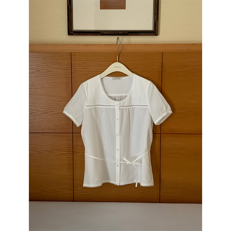Mildlyrise White Jasmine Lace Patchwork Cotton-Linen Short-Sleeved Tie-Up Shirt, Refreshing and Clean Summer Top Mildlyrise White Jasmine Lace Patchwork Cotton-Linen Short-Sleeved Tie-Up Shirt, Refreshing and Clean Summer Top