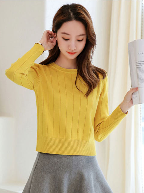 High Waist Round Neck Short Loose Sweater 2021 Autumn/Winter Small Long Sleeve Bottoming Knit Sweater Ladies Pullover Top