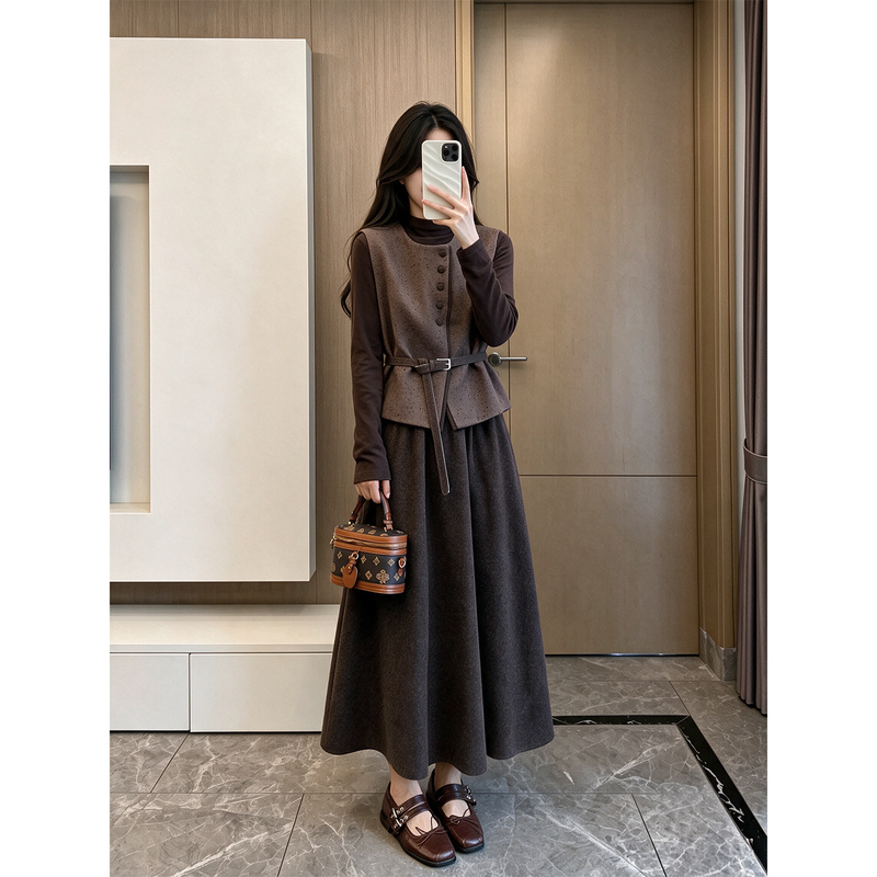 Waist-Cinching Woolen Vest Suit Dress for Women, 2026 Autumn and Winter New Style, This Year's Popular Long Skirt Two-Piece Set, Hot Item Waist-Cinching Woolen Vest Suit Dress for Women, 2026 Autumn and Winter New Style, This Year's Popular Long Skirt Two-Piece Set, Hot Item