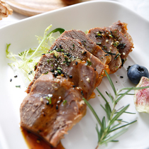 Beef tendon ready-to-eat marinated beef high-protein light body satiety food fitness meal replacement light meal five-spiced black pepper