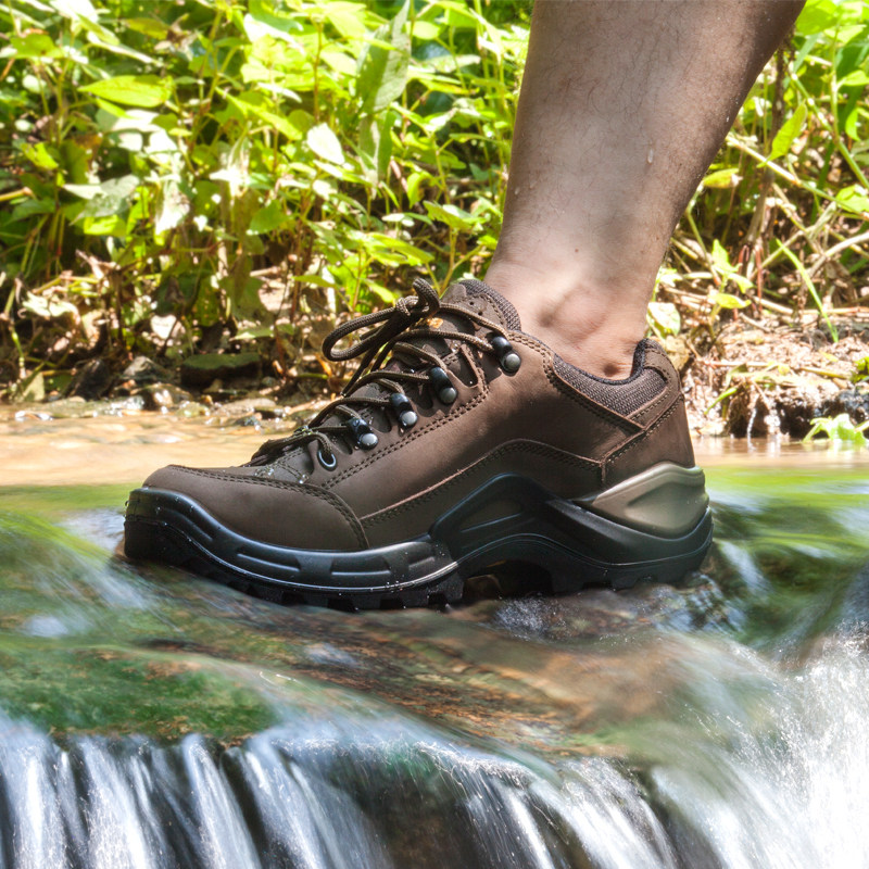 LOWA hiking shoes men GTX waterproof anti-slip light breathable abrasion resistant Tactical low Help mountaineering shoes V bottom L310953