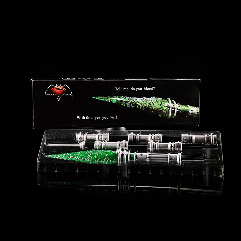 1:1 Scale BVS Kryptonite Spear Model Can Be lighted For Cosplay 1:1 Scale BVS Kryptonite Spear Model Can Be lighted For Cosplay