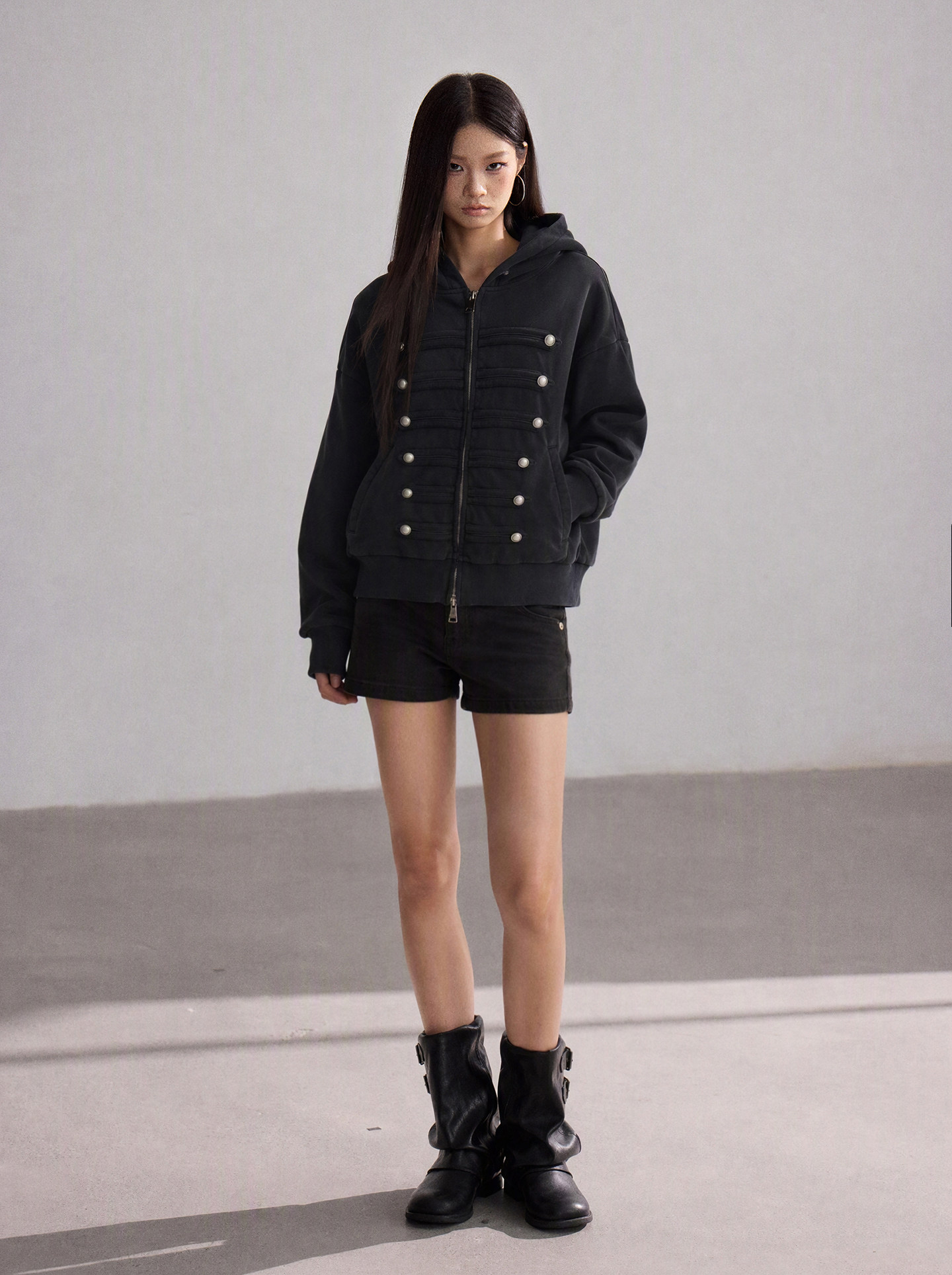 WITHMIN Hooded Zip-Up Sweatshirt