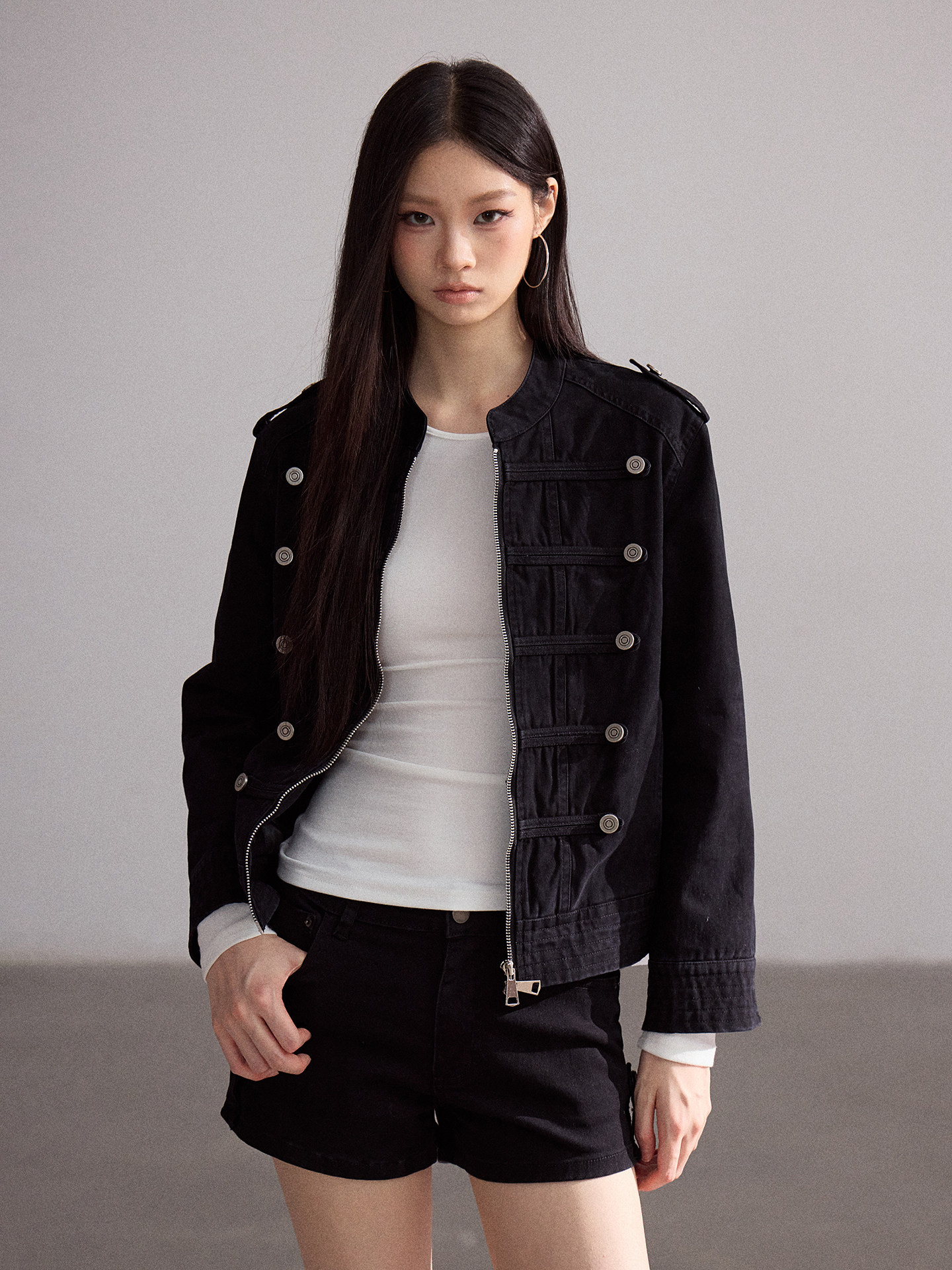 WITHMIN Black Zip-Up Cropped Jacket