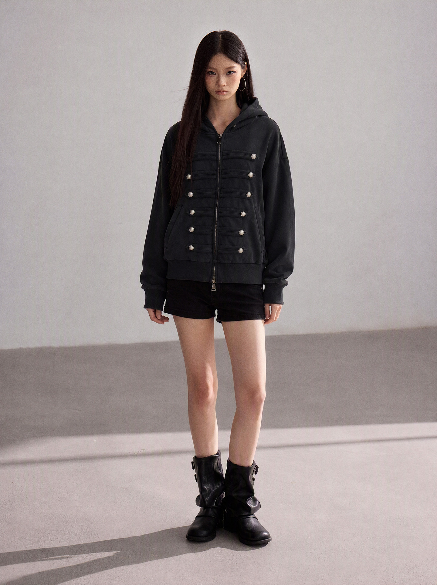 WITHMIN Hooded Zip-Up Sweatshirt