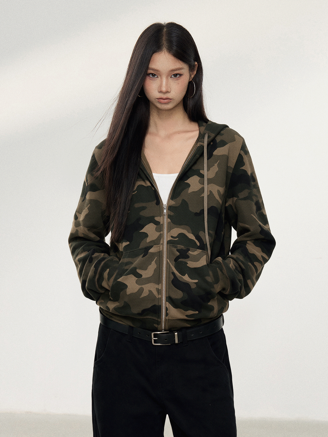 WITHMIN Camouflage Zip-Up Hoodie
